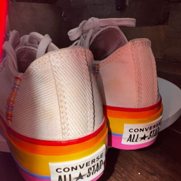 Converse All Star Rainbow Sole Low Tops 🎨
✨ - Picture 7 of 10